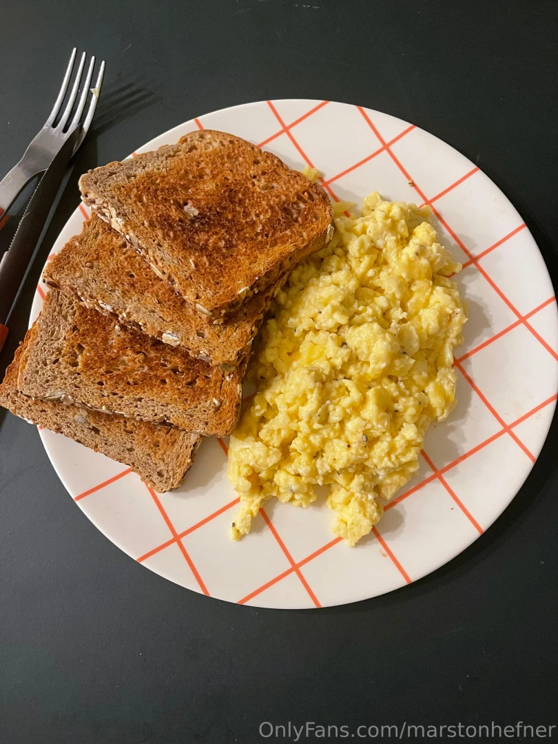 I made one of my favorite dishes from my dads house today scrambled 