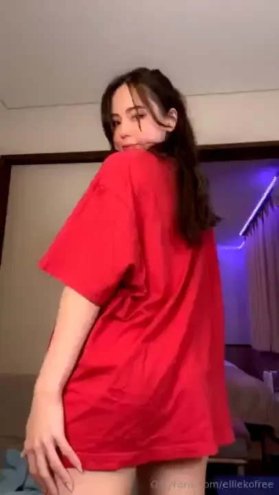 No panties allowed in bed msg me here https onlyfans com ellieko 