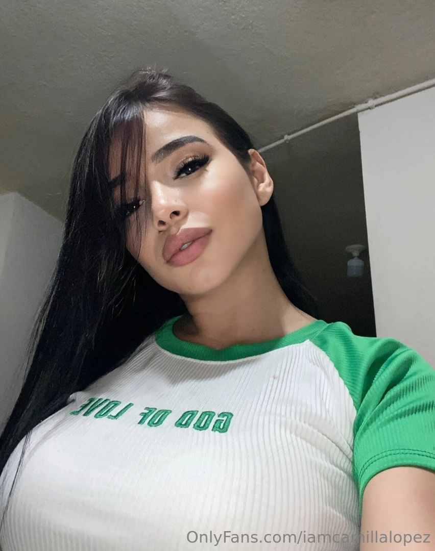 Body made of fire and curves 