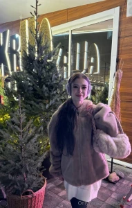 Well christmas has passed and i m still in the holiday spirit how did