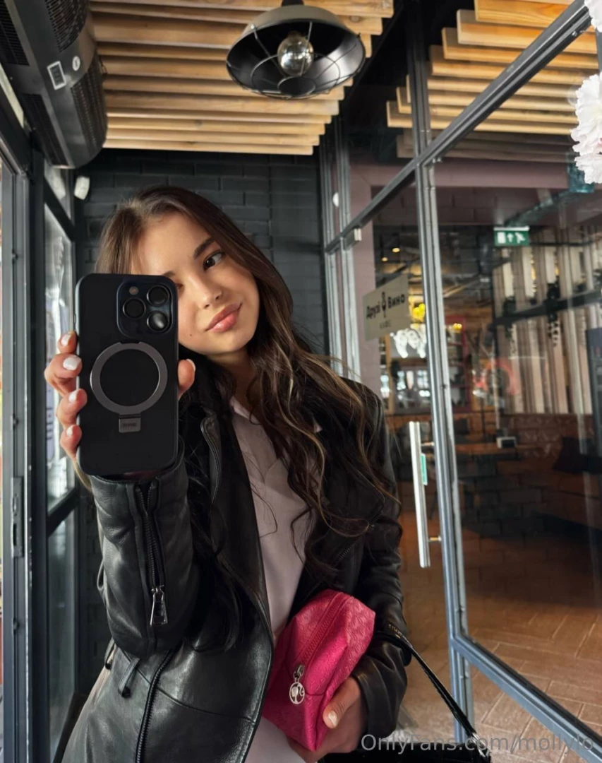 Went for a walk without headphones - i could hear the city whispering 