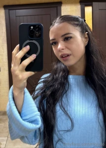 The mirror doesn t lie when you re just enjoying the moment i love