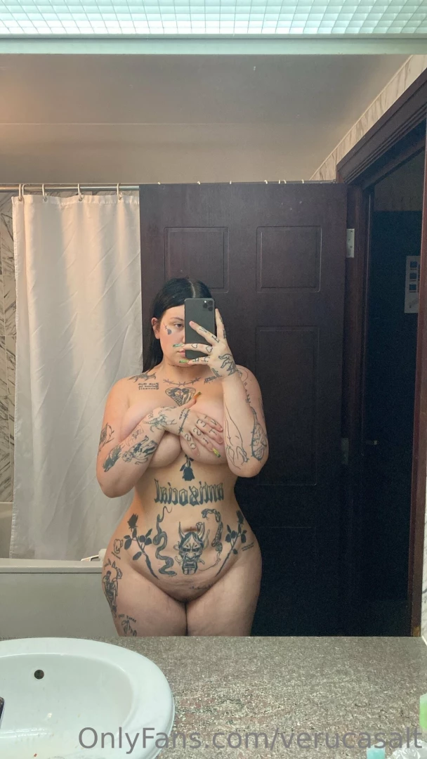 Would this distract you if i sent it to you at work part 24 