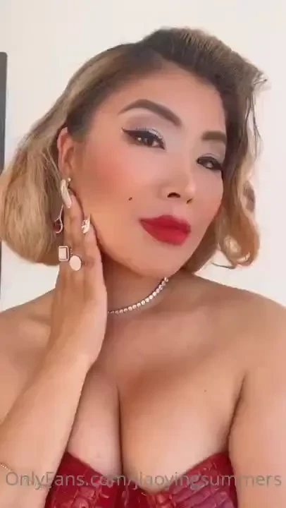 Good night kisses which song would you play for me check your dms 