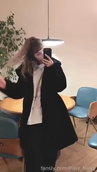 What do you think about girls in oversize clothes teen babygirl 