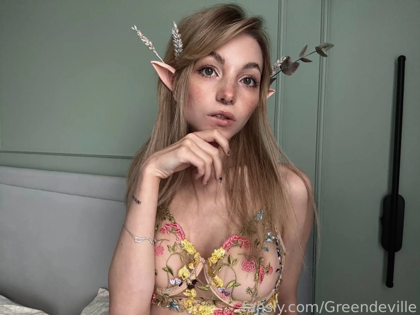 You were picking mushrooms in the woods and you came across this 