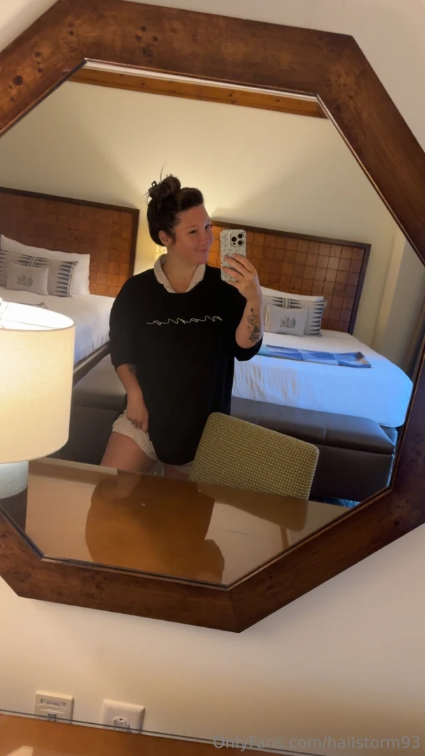 Is this a good look lol i call it mommy morning chic leave a gif of part 2 