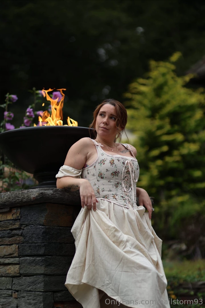 Cum here amp let me warm you up 