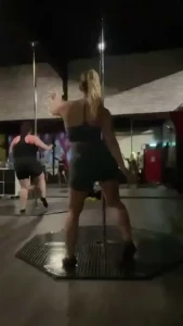 So i ve recently taken up the hobby of pole dancing i only started