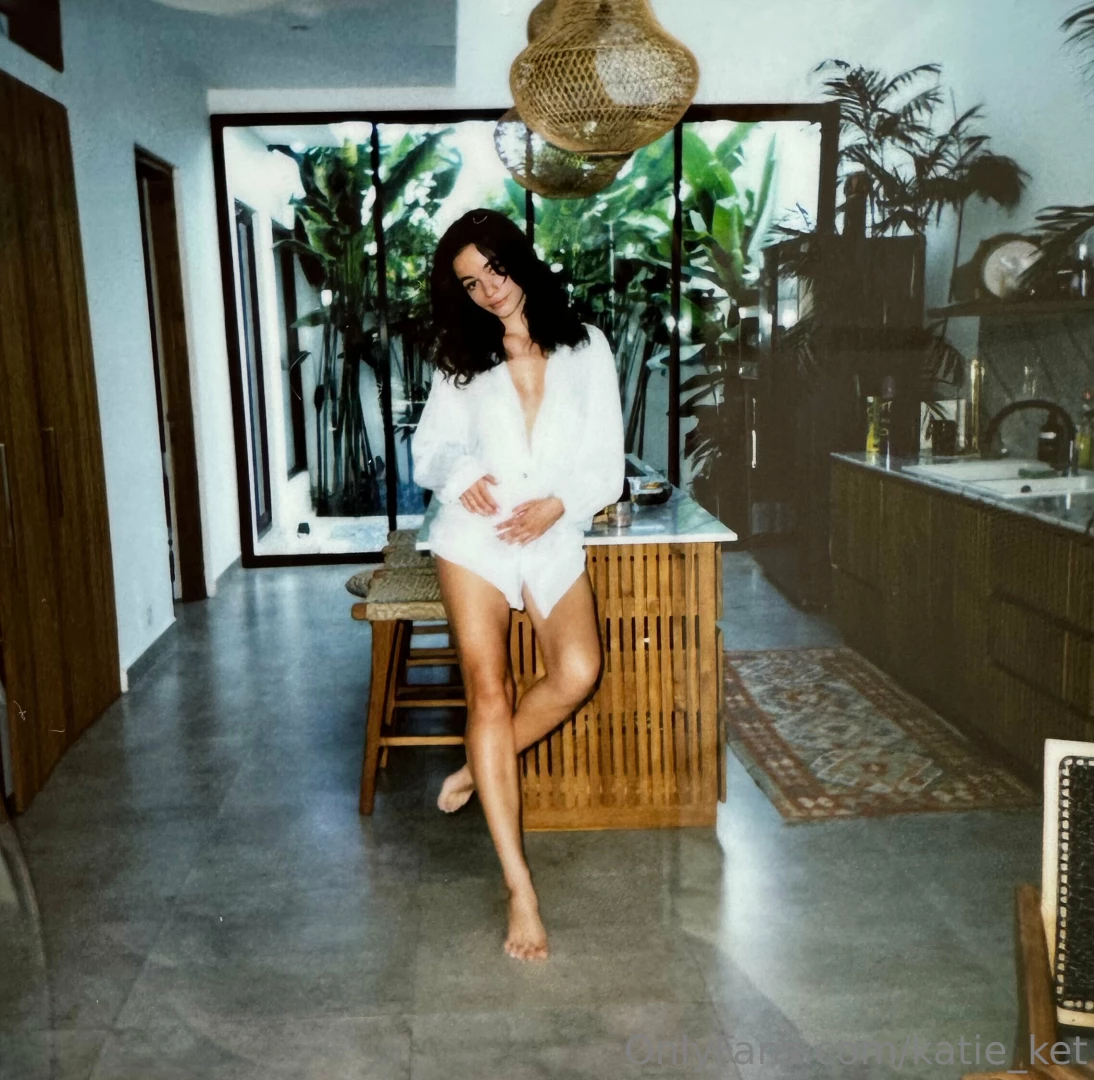 Would you hire me as a housekeeper 