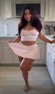 Pretty in pink part 2616