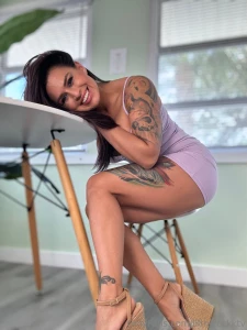 Eva is online right now and she is letting my fans sub for free ad