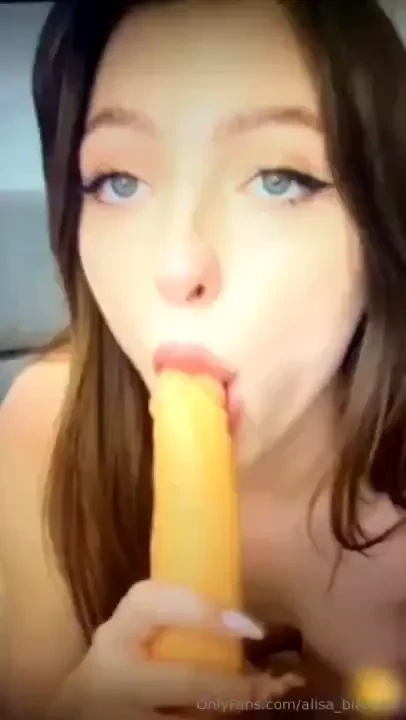 God this is something very hot just imagine me taking off your pants 