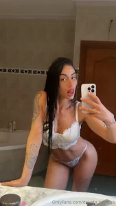 Te gustar a entrar al jacuzzi conmigo o tienes miedo part 1