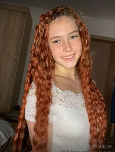 Her bellablakee mouth and pussy are soaking wet and hot for your cock part 296