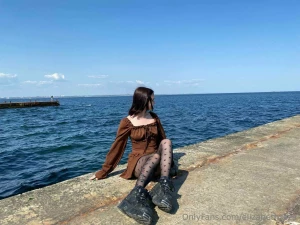 Ahh how i love the sea usually at the beginning of autumn we liked to