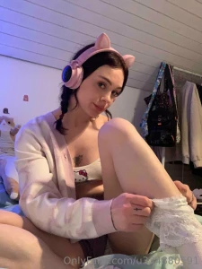 Such beautiful weather today we went out to the park to enjoy it i