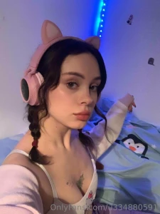 I m so bored right now i bought new underwear today and want to show