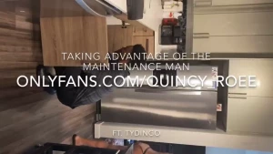 I had a lil oral fun with the maintenance man while he came to fix my