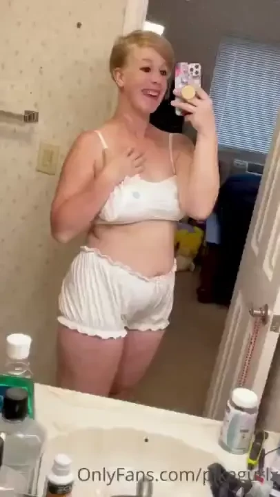 I felt cute wearing this tips would be nice and appreciative 