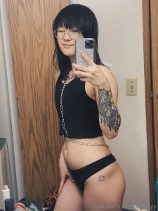 Binder lewds if y all want some femboy porn lemme know part 1