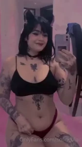Hi daddy do you want to see me play subscribe sofia_blacvip
