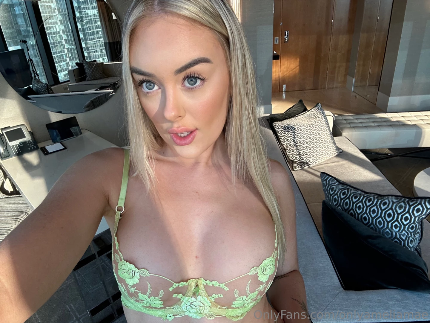 For next 20 fans only let me show you how good i am naughty naughty 