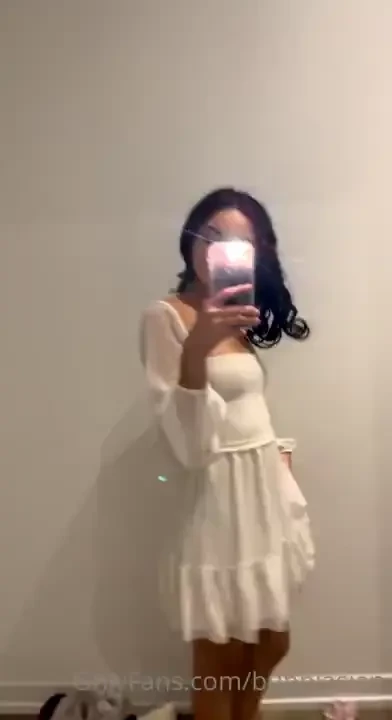 Naughty girls like me should be punished wanna spank me now daddy hmu 