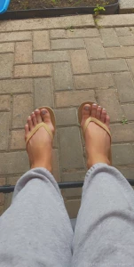 Pretty feet life
