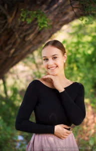 Free subscription only today emily_4u she s so kinky for her age but part 106