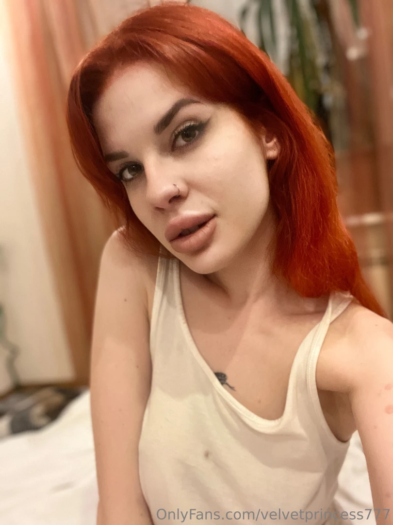 Do you like redheaded naughty girls i would love to show you my love 