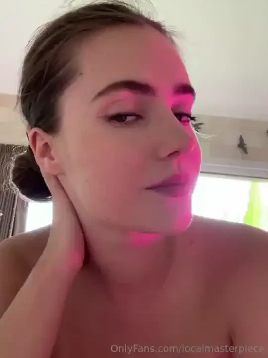 Sending you smile on this beautiful friday r u ready to rock the 