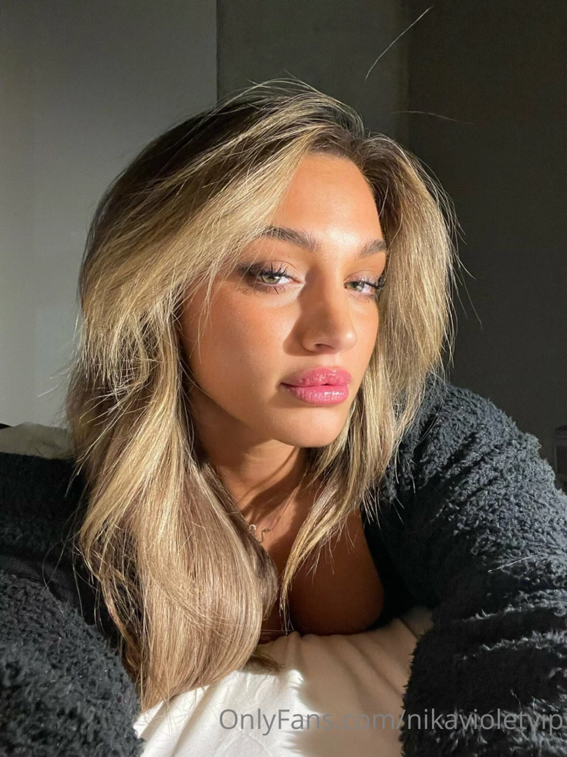 Skylerheitz has the biggest booty out of any sorority girl i know part 1 