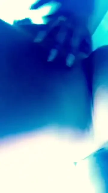 Come tanning with me the tanning salon was giving away suckers so i 