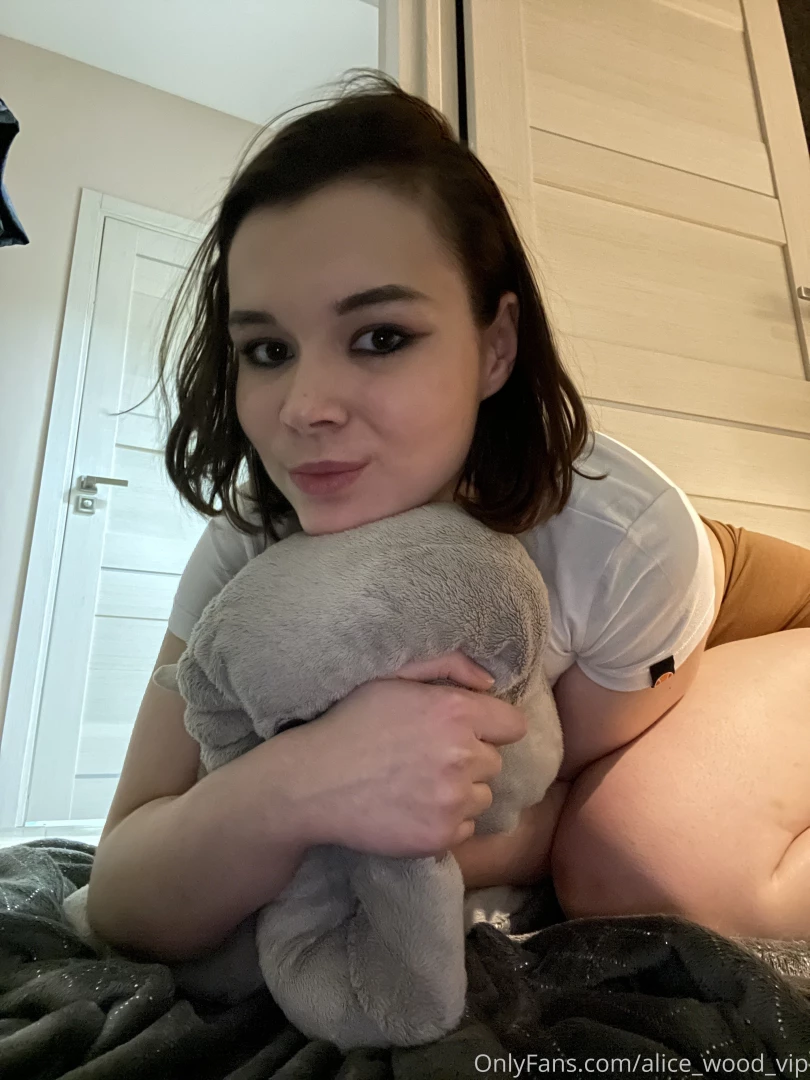 My new photo shoot who s waiting for my vid part 2 