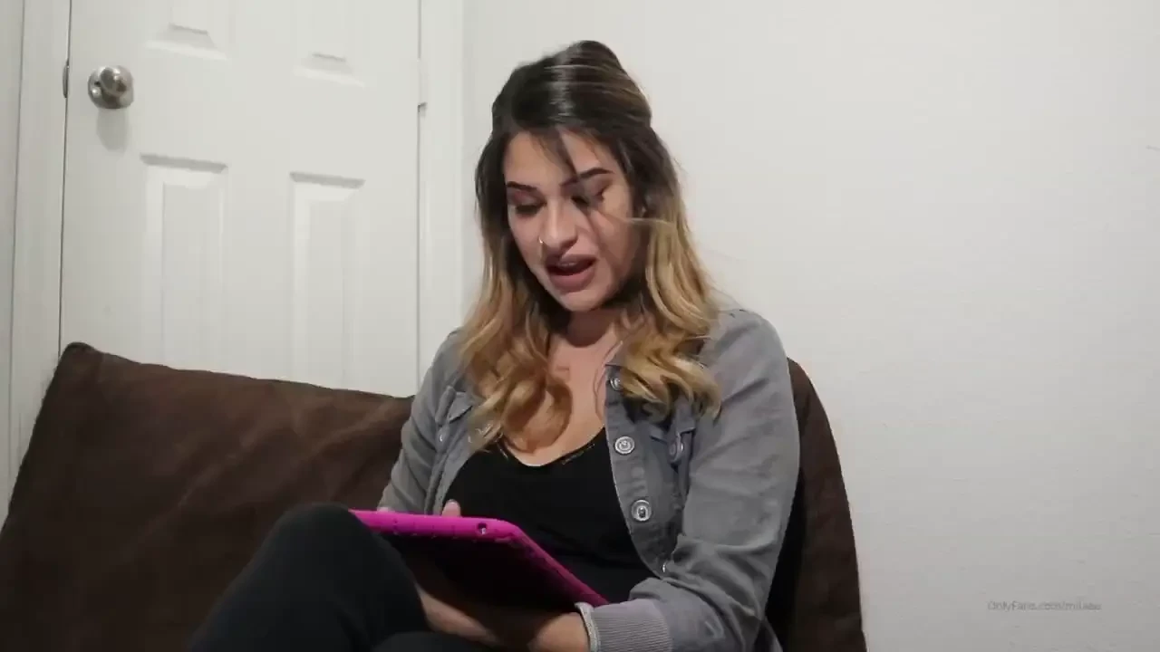 Spoil me i m sick pretty straight forward here i m sick and the only 