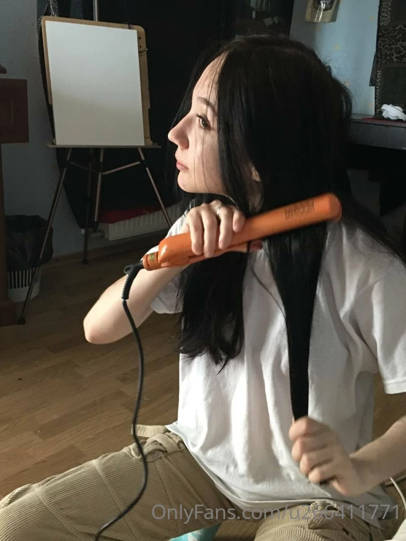 How do you start your day i usually tidy my hair to make the most 