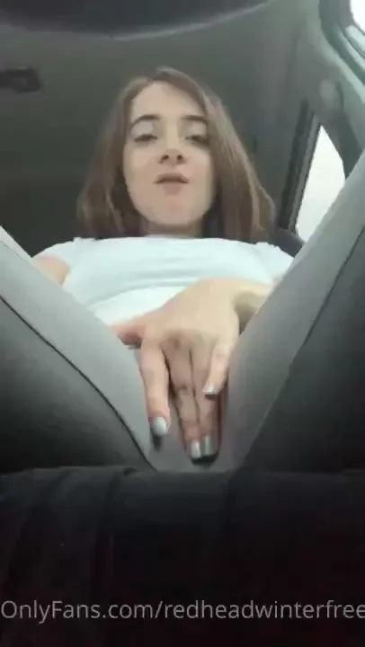 I just ripped these leggings open and came in my car cum with me 