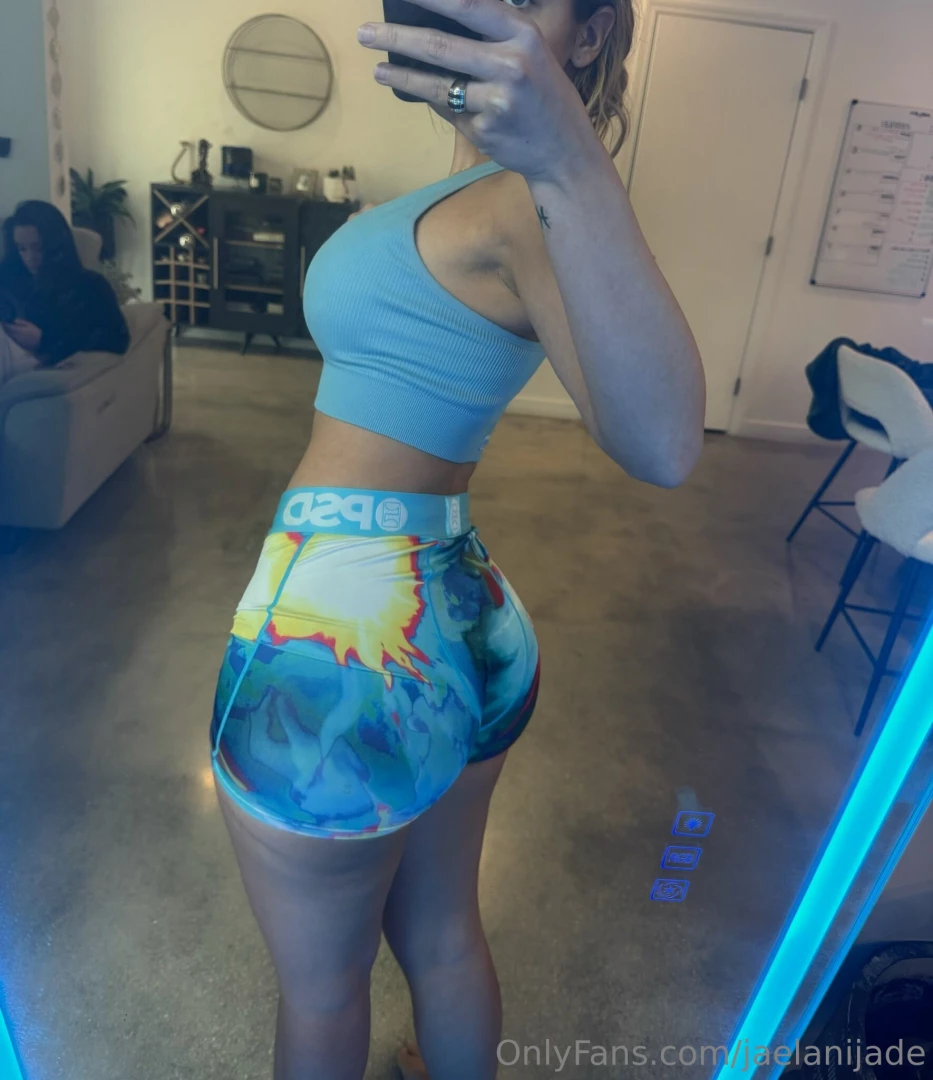 Still awake come have some fun with me 