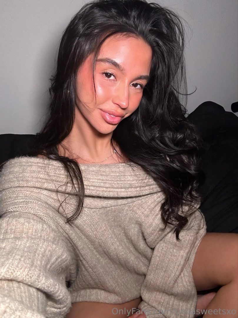 Hey baby im dropping this super sexy bundle you like up close pussy 