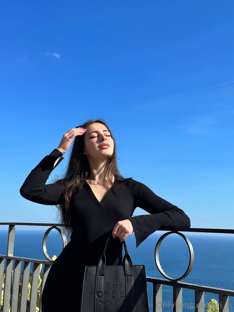 When they talk about the beaches of taormina they mean the commune of 