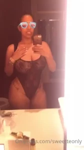 Should i do masturbation video in this outfit