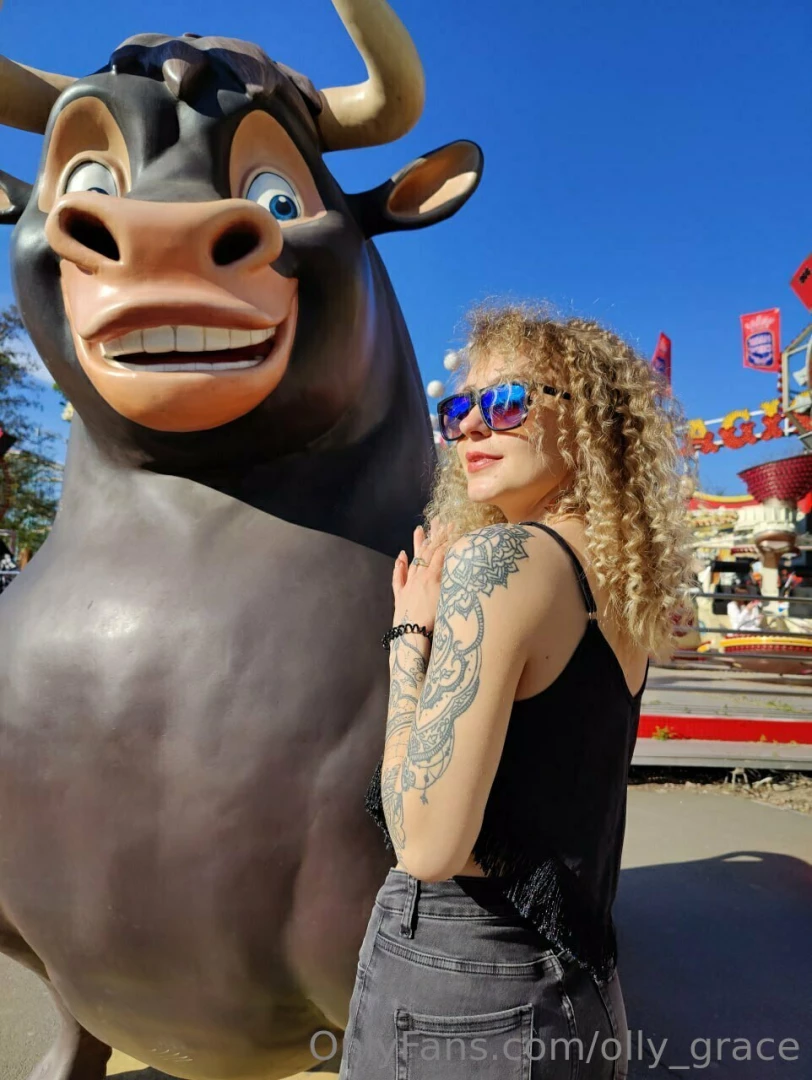 My favorite game is true or false all winners get a sweet gift write 