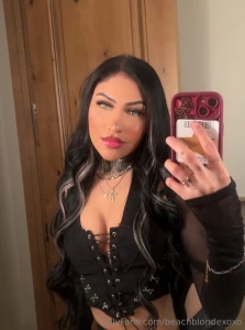 If you are online i thought i might surprise you with my friends page part 3