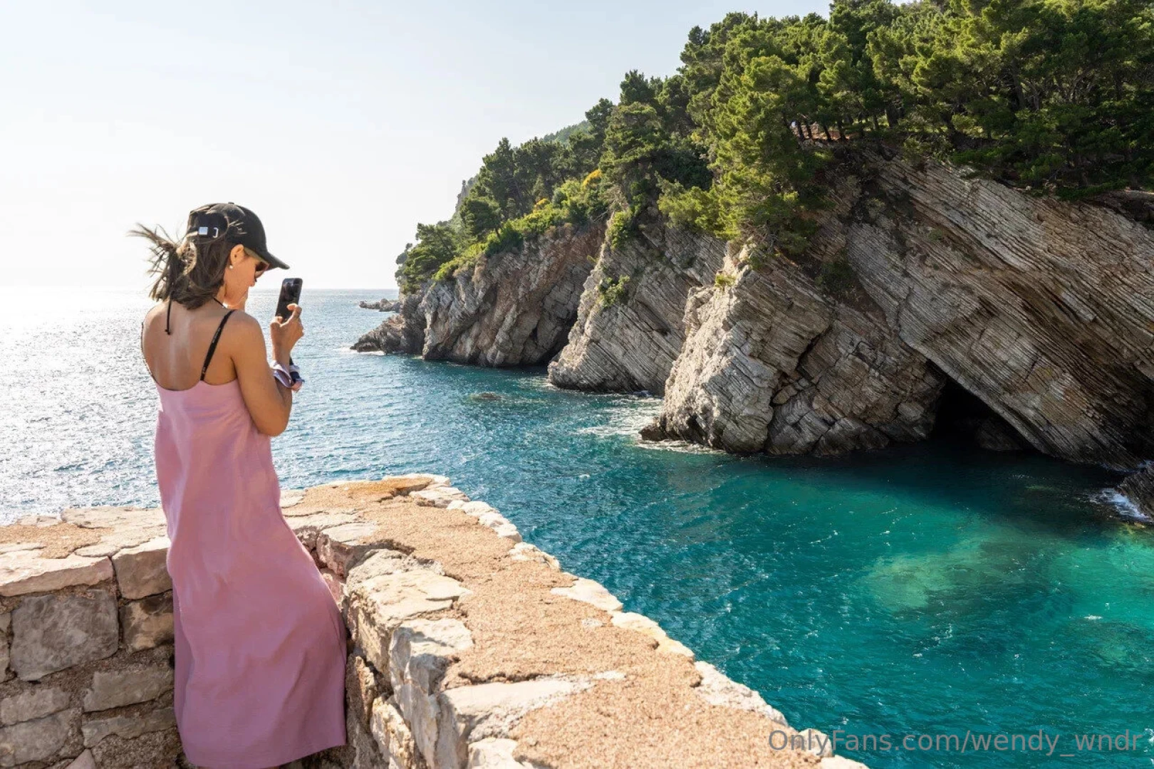 In my eyes a dream is reflected ready to dream 