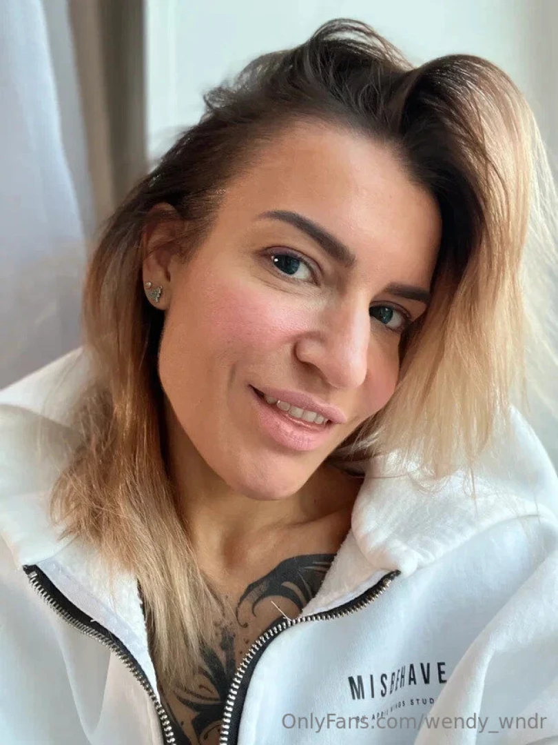 My playful pose promises naughtiness and fun 