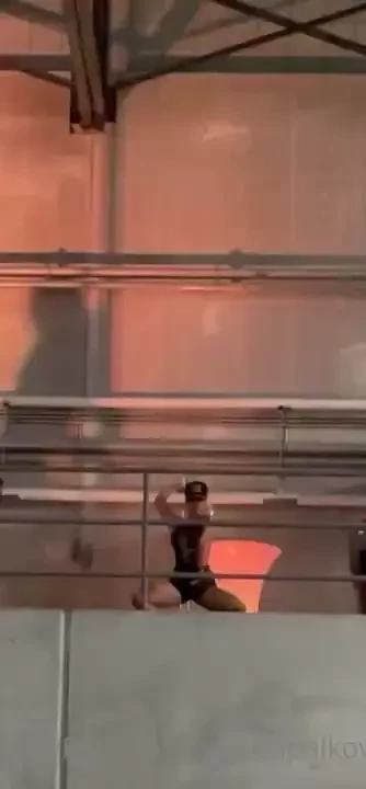 I brought the heat to the after party 