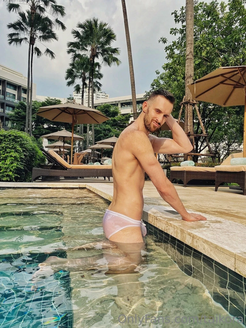 The white ones always get me in trouble part 1 