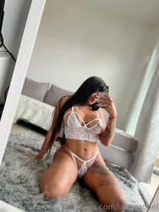 Message me and get the special gift i just sent u babe part 35