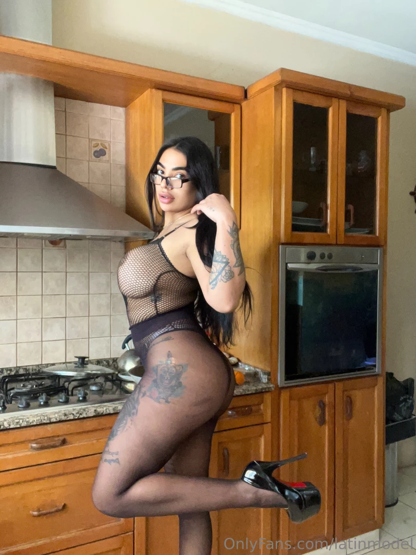 Do you like nylon stockings part 1 